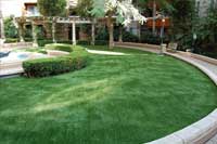 Pasto artificial para jardines